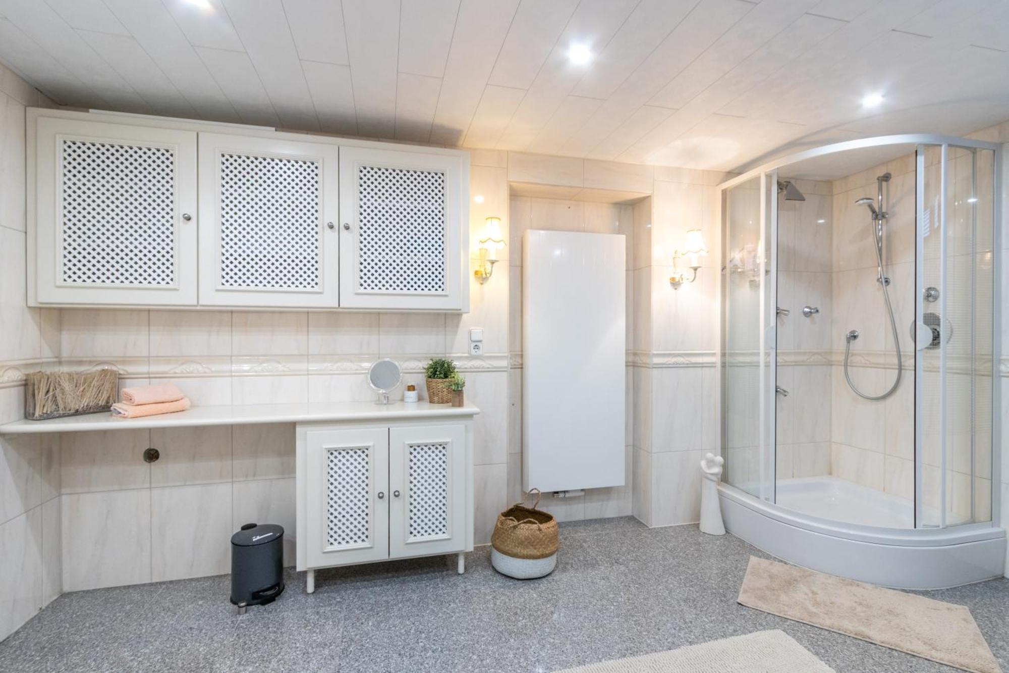 Eifelbergversteck Grosse Und Moderne Einliegerwohnung In Mayen Kültér fotó